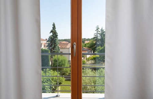 Medulin Apartment | Comfortable and modern apartment, 300 meters from the sea, 3 bedrooms