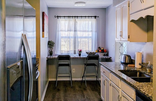 Lenexa House | Comfortable and spacious 3BDR duplex in great location! Unit # 1