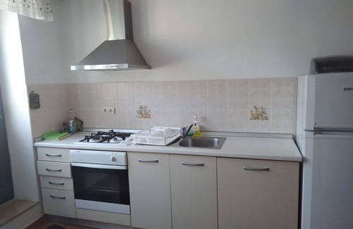 Veli Losinj Apartment | Comfortable and spacious apartment with balcony and sea view Bonić, Lošinj (A-23056-d)