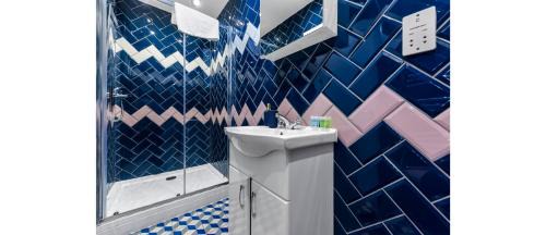 Tottenham Apartment | Comfortable and Stylish 1 BR flat - Sleeps 2