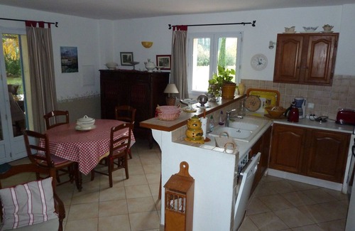 Saint-Andiol Apartment | comfortable apartments near many tourist spots