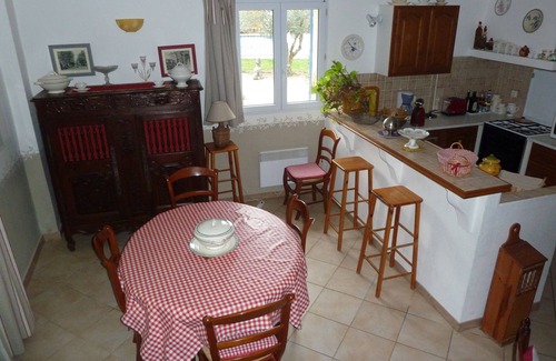 Saint-Andiol Apartment | comfortable apartments near many tourist spots