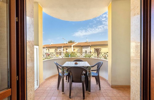 La Pietraia Apartment | Comfortable Apartment “Corallo” close to the Beach with A/C & Terrace