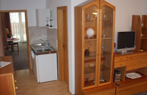 Warnemuende Apartment | Comfortable apartment, close to beach, central, close to the station for 2 - 4 people