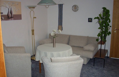 Warnemuende Apartment | Comfortable apartment, close to beach, central, close to the station for 2 - 4 people