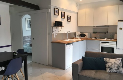 Cassis Apartment | Comfortable apartment in the village