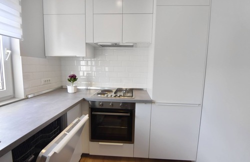 Valica Apartment | Comfortable apartment in Valizza-Umag, surrounded by greenery, air-conditioned, WiFi
