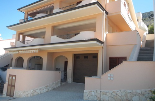Buggerru Apartment | Comfortable apartment in Buggerru