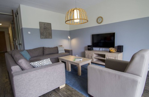 Midsland Apartment | Comfortable apartment 1.7 km from the beach