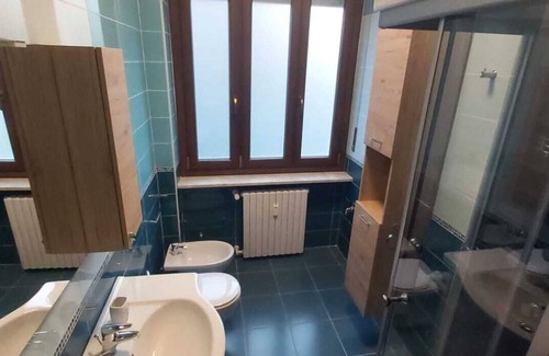 Vittoria Apartment | Comfortable apartment with whirlpool shower