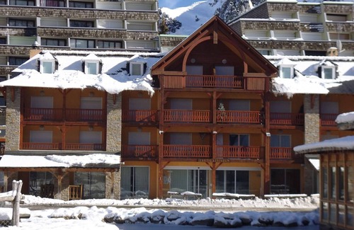 La Mongie Apartment | Comfortable apt for 8, 2 bdr, terrace, laundry, near slopes