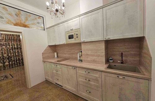 Old Town Apartment | Comfortable Art Nouveau apartment in City center