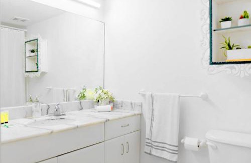 Brickell Apartment | Comfortable Brickell Studio - City View & Free Parking