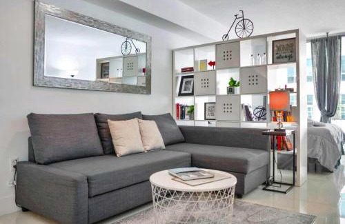 Brickell Apartment | Comfortable Brickell Studio - City View & Free Parking