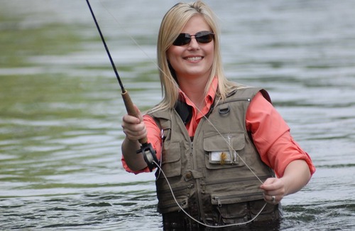 Table Rock Cabin | Comfortable Cabin in a Lakeside Resort