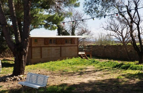 Trausse Cabin | Comfortable caravan for 2 people