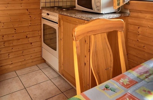 Grimentz Ski Chalet | Comfortable chalet in the old village on 2 levels for 2 people, living room, kitchen area with dishw