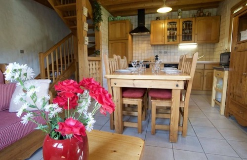 Les Gets Ski Chalet | Comfortable chalet with sauna, WiFi, and private parking