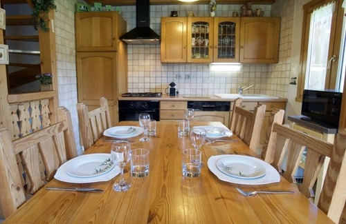 Les Gets Ski Chalet | Comfortable chalet with sauna, WiFi, and private parking