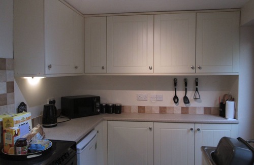 Combe Martin Cottage | Comfortable Character Cottage 'Bumble Cottage'
