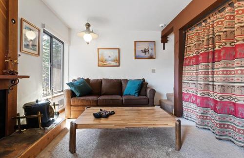 Bear Valley Apartment | Comfortable Condo Great Location- Tamarack #12