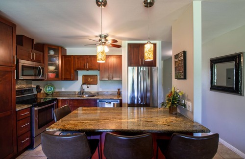 Kahuku Condo | Comfortable Condo on Turtle Bay Golf Course Sleeps 5