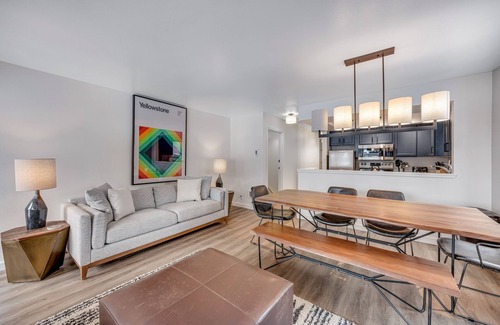 Jackson Condo | Comfortable condo with fireplace & washer/dryer - close to slopes