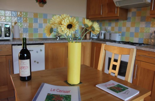 Aussac Cottage | Comfortable cottage for 2 in a quiet village 15 minutes from Albi