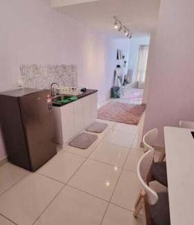 Sungai Buloh Apartment | Comfortable Cozy Apartment Top Floor
