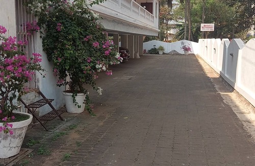 Candolim Apartment | COMFORTABLE & COZY STAY IN CandolimBeach BEST FOR FAMILIES AND FRIENDSnCouples