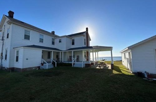 Atlantic House | Comfortable Down East Waterfront Farmhouse