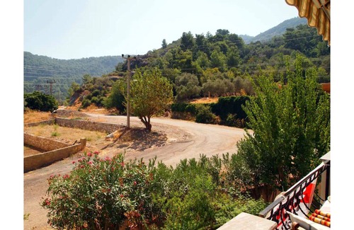 Marmaris City Center Apartment | Comfortable duplex apartment in a complex in Turunc