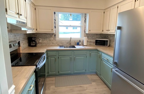 Columbia House | Comfortable & Elegant Home
