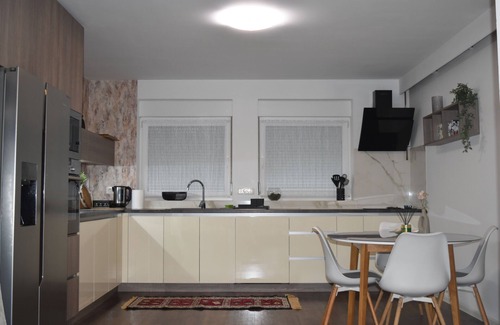 Novi Grad Sarajevo Villa | Comfortable family Vila,with swimming pool and privacy garden.Enjoy Villa Aleja!