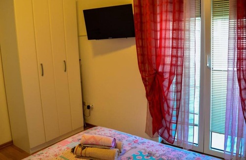 Zelenika Apartment | Comfortable Flat in Zelenika, Montenegro