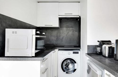 Suresnes Apartment | Comfortable flat near Paris - Suresnes