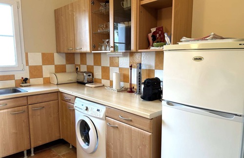 L'Aiguillon-sur-Vie House | Comfortable house, 2 BR, Wi-Fi, terrace, BBQ, 10km from St Gilles beaches