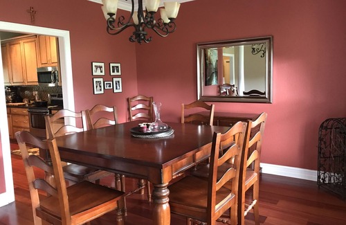 Tallahassee House | Comfortable FSU Ranch With Great Porch/Patio Space