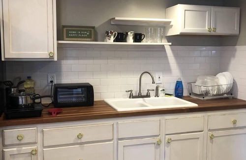 Independence House | Comfortable, fully private walk out basement