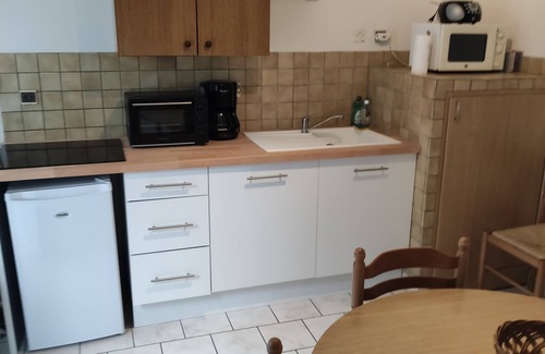 Morbihan Apartment | Comfortable ground-floor 2-room apartment, 150 meters from the beach.