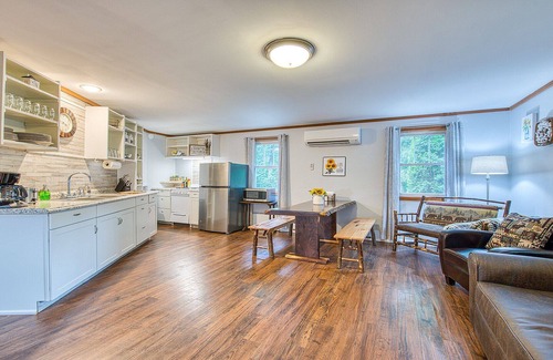 Bryson City House | Comfortable guest suite <1 mile to downtown Bryson City