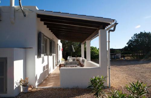 Es Cap de Barbaria House | Comfortable House in Formentera with Garden and Terrace