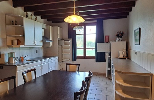 Vieure House | Comfortable holiday home with spacious garden