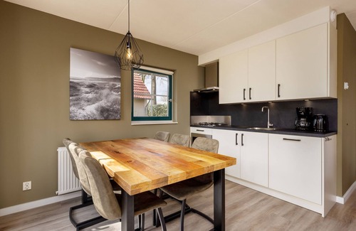 Hoge Hexel House | Comfortable holiday home in Hoge Hexel with Sauna