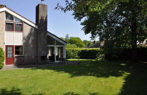 Zwiggelte House | Comfortable holiday home with dishwasher, 16 km. from Assen