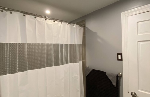 Aston House | Comfortable home away from homen