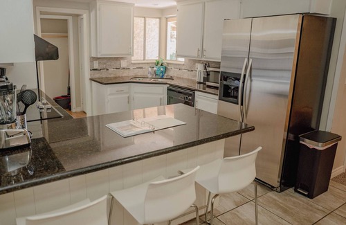 Rancho Oakey House | Comfortable Home away from Home just 5 minutes from Las Vegas Strip