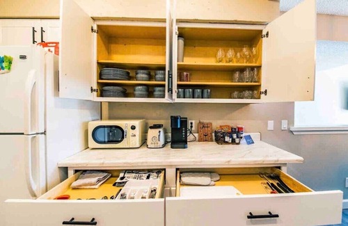 Paradise House | Comfortable home away from home