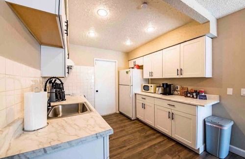 Paradise House | Comfortable home away from home