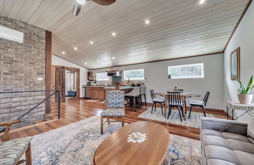Hendersonville House | Comfortable home near wineries and hiking